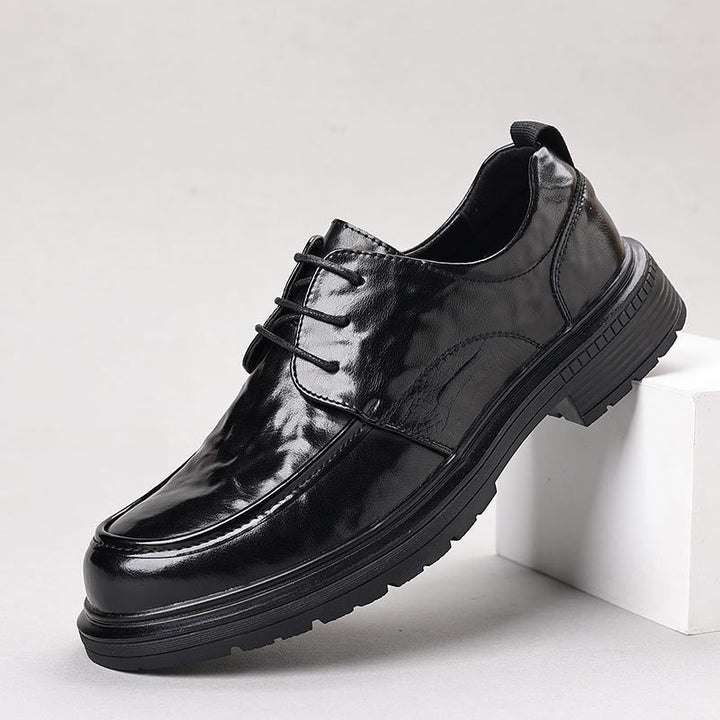 Men's Elegant Patent Derby with Robust Plateau Rubber Sole and Padded Comfort Shaft Mune Fashion