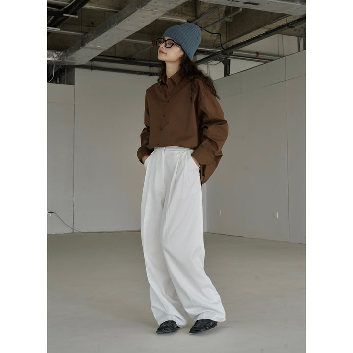 Women Wide High-Waist Tailored Trousers with Concealed Button Placket and Pleats Mune Fashion