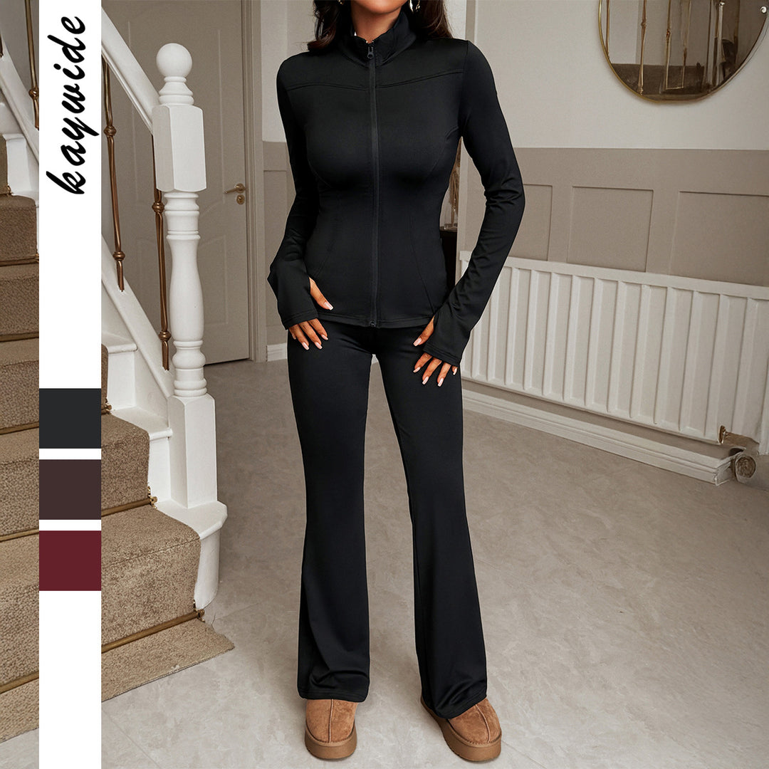 Women's figure-hugging stretch jogging set with tailored zip jacket and flared trouser Mune Fashion