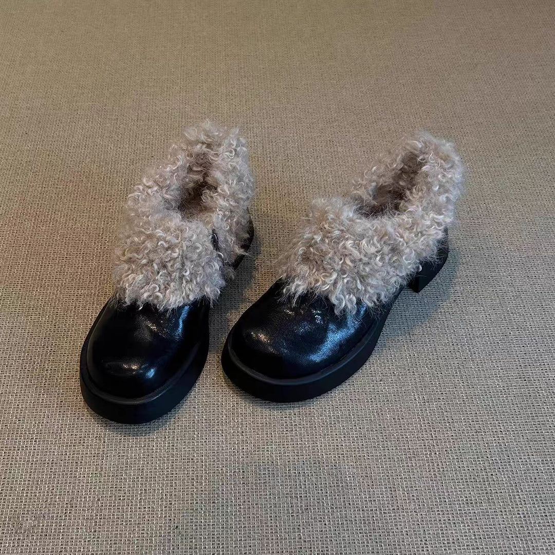 Ladies stylish and practical ankle boots with faux fur Mune Fashion