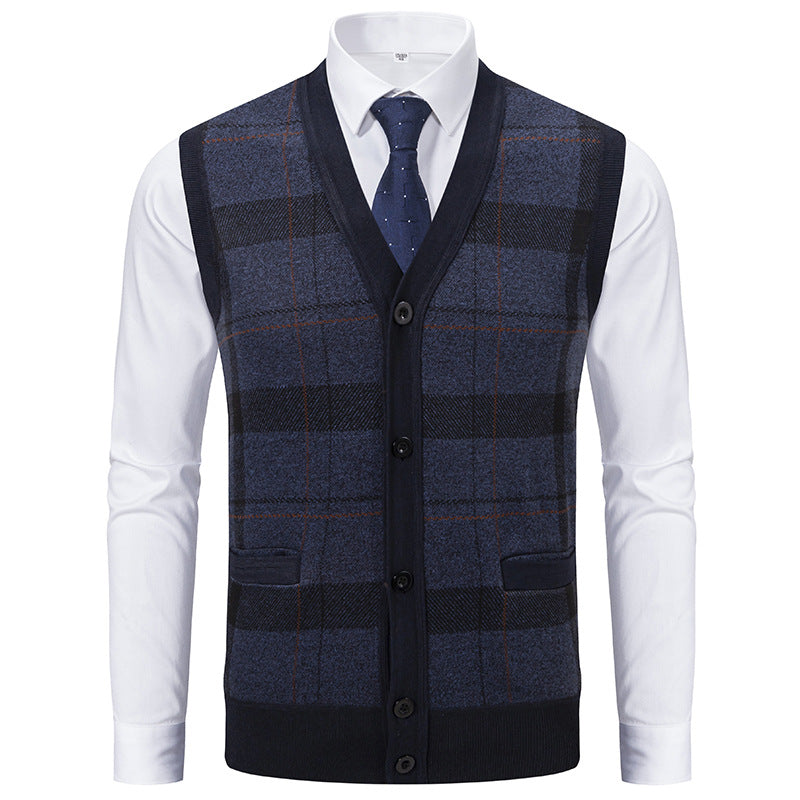 Men's Sleeveless Knit Vest with Diamond Pattern, V-Neck and Button Placket Mune Fashion