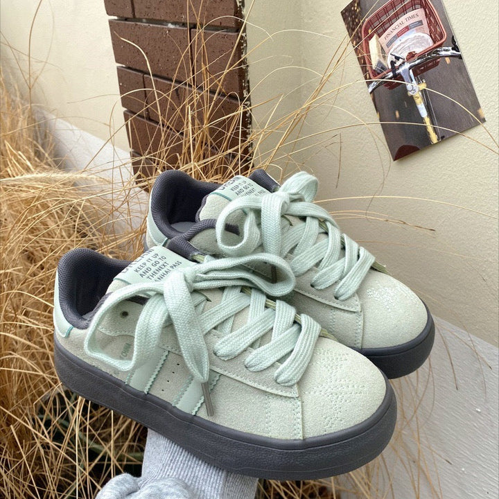 Women's sneakers made of high-quality leather with a modern design Mune Fashion