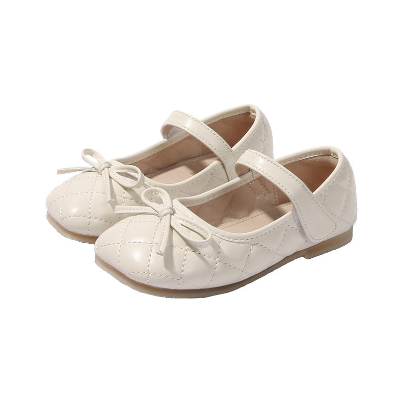 Women Ballerina Shoes with decorative bow application Mune Fashion