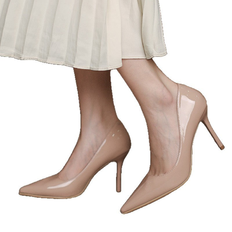 Ladies Elegant Patent Pumps with Pointed Stiletto Heel and Padded Insole Mune Fashion
