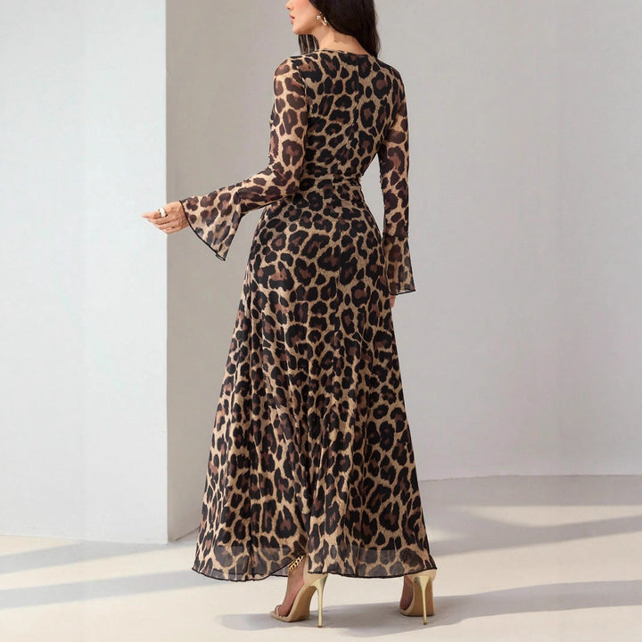 Women's midi dress with knot front and trumpet sleeves Mune Fashion