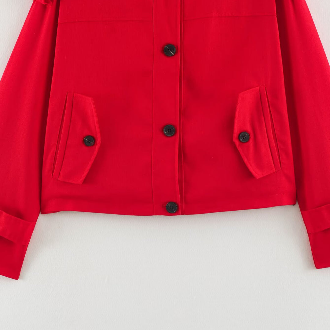 Women's short utility-style jacket with stand-up collar and shoulder patches Mune Fashion