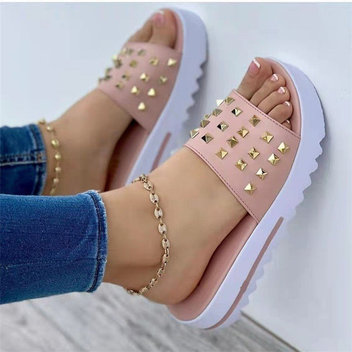 Women's Nieten slide with padded comfort footbed and profiled flatform heel Mune Fashion