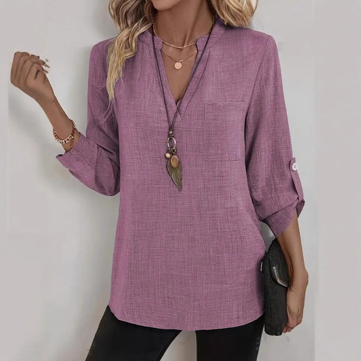 Women casual linen look blouse with V-neck, chest pocket androllable sleeves Mune Fashion