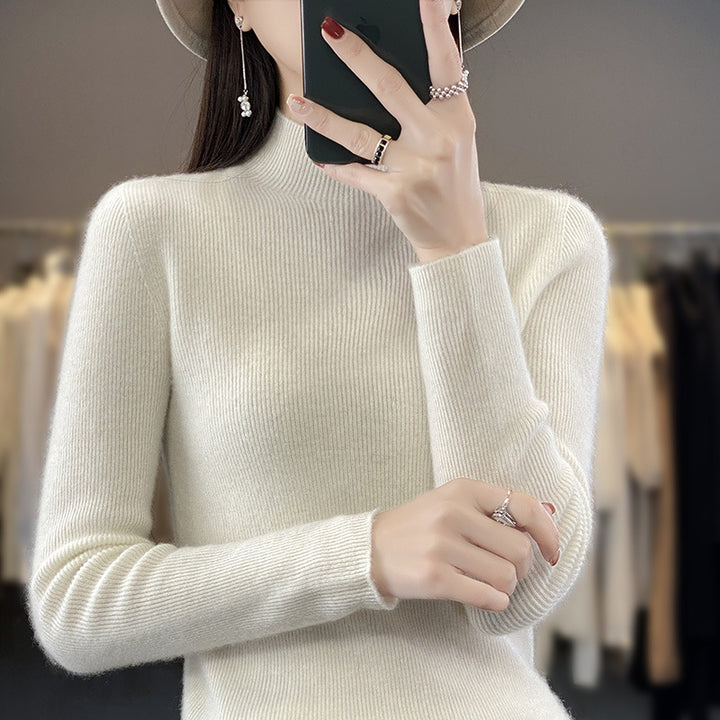 Women's Slim Fine Knit Mock Neck Sweater made of fine Angora Blend Mune Fashion