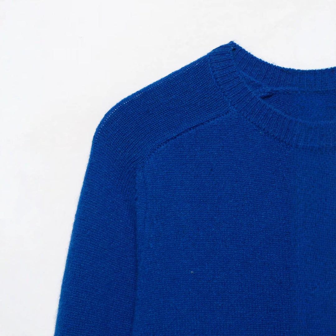 Women's fine knit cardigan with crew neck and continuous button placket Mune Fashion