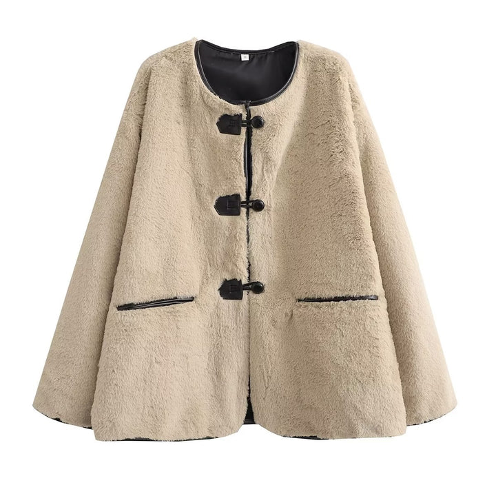 Women's short teddy coat with toggle closure, faux leather edging and patch pockets Mune Fashion