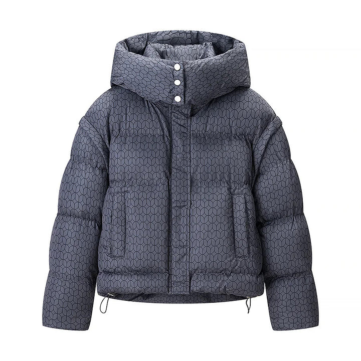Women nan short boxy quilted jacket with graphic quilt pattern, large hood, concealed snap button placket and drawstring hem Mune Fashion