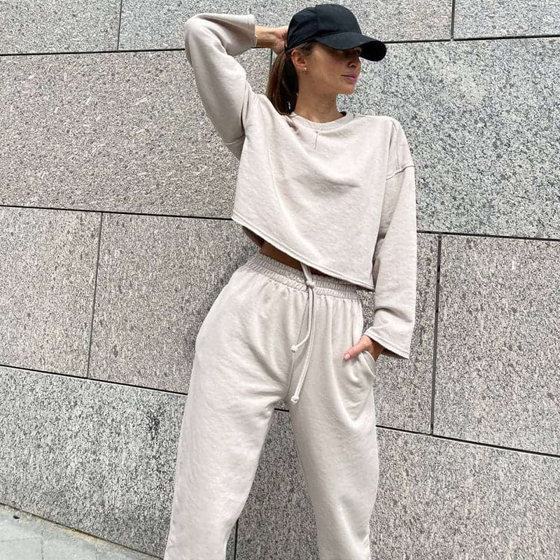 Women’s Casual Oversized Lounge Set with Wide Crewneck Sweater and Elastic Drawstring Jogging Pants Mune Fashion