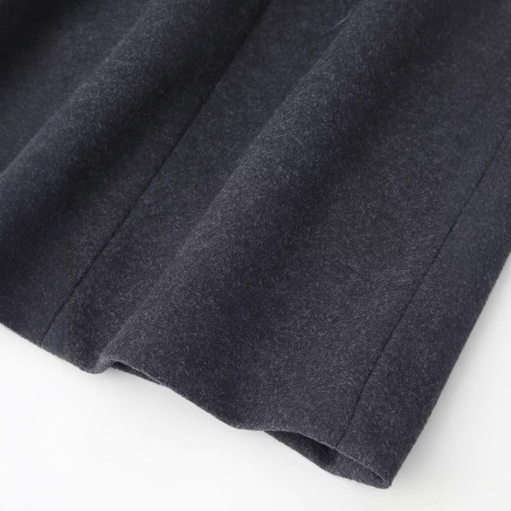 Women's Simple Midi Coat made of Wool Blend with V-Neck, Waist Seams and Side Pockets Mune Fashion