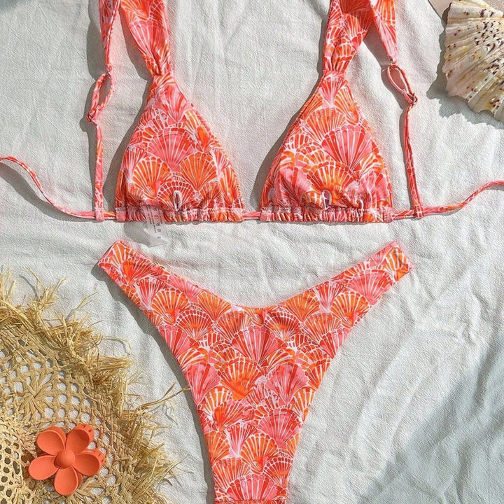 Women Triangle Bikini with Stylish Shell Design Mune Fashion