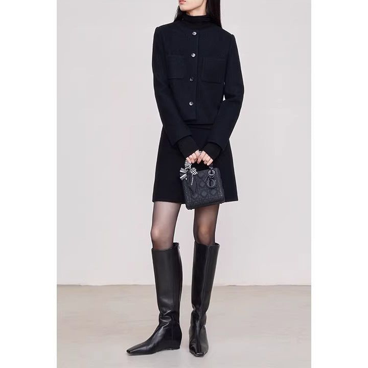 Women modern cropped jacket with elegant buttons Mune Fashion