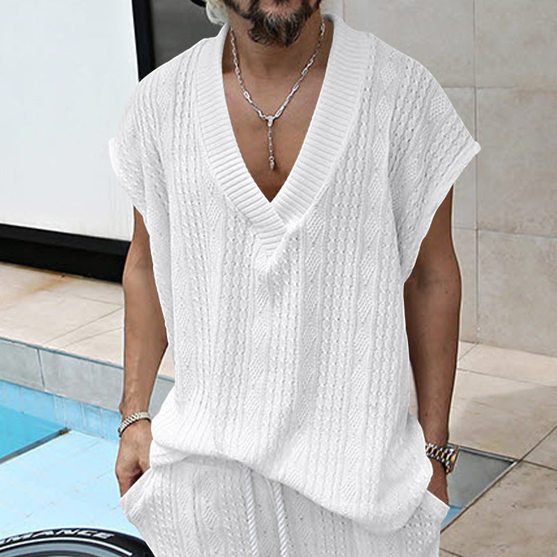 Men's knitted top made of coarse knit with deep V-neck and textured pattern Mune Fashion