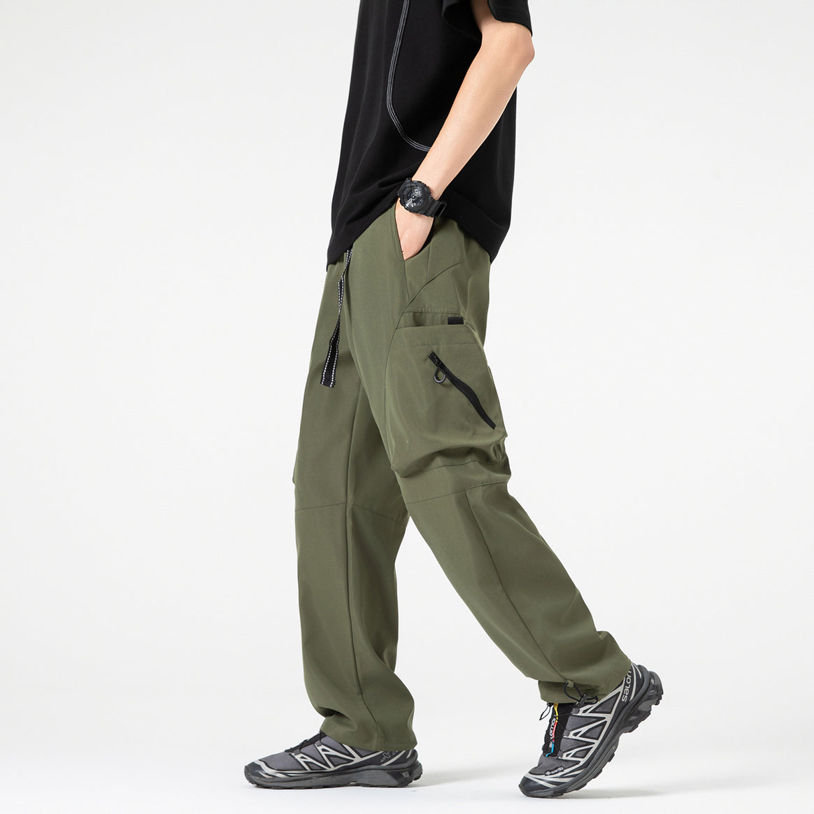 Herren Baggy-Cargo-Hose im Tech-Utility-Stil mit großvolumigen Klapptaschen, elastischem Bund und verstellbarem Kordelsaum Mune Fashion