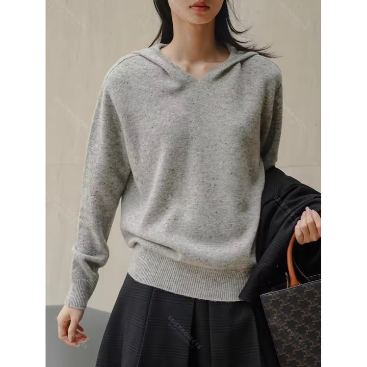 Women's Loose Fine Knit Sweater with Subtle V-Neck and Melange Texture Mune Fashion
