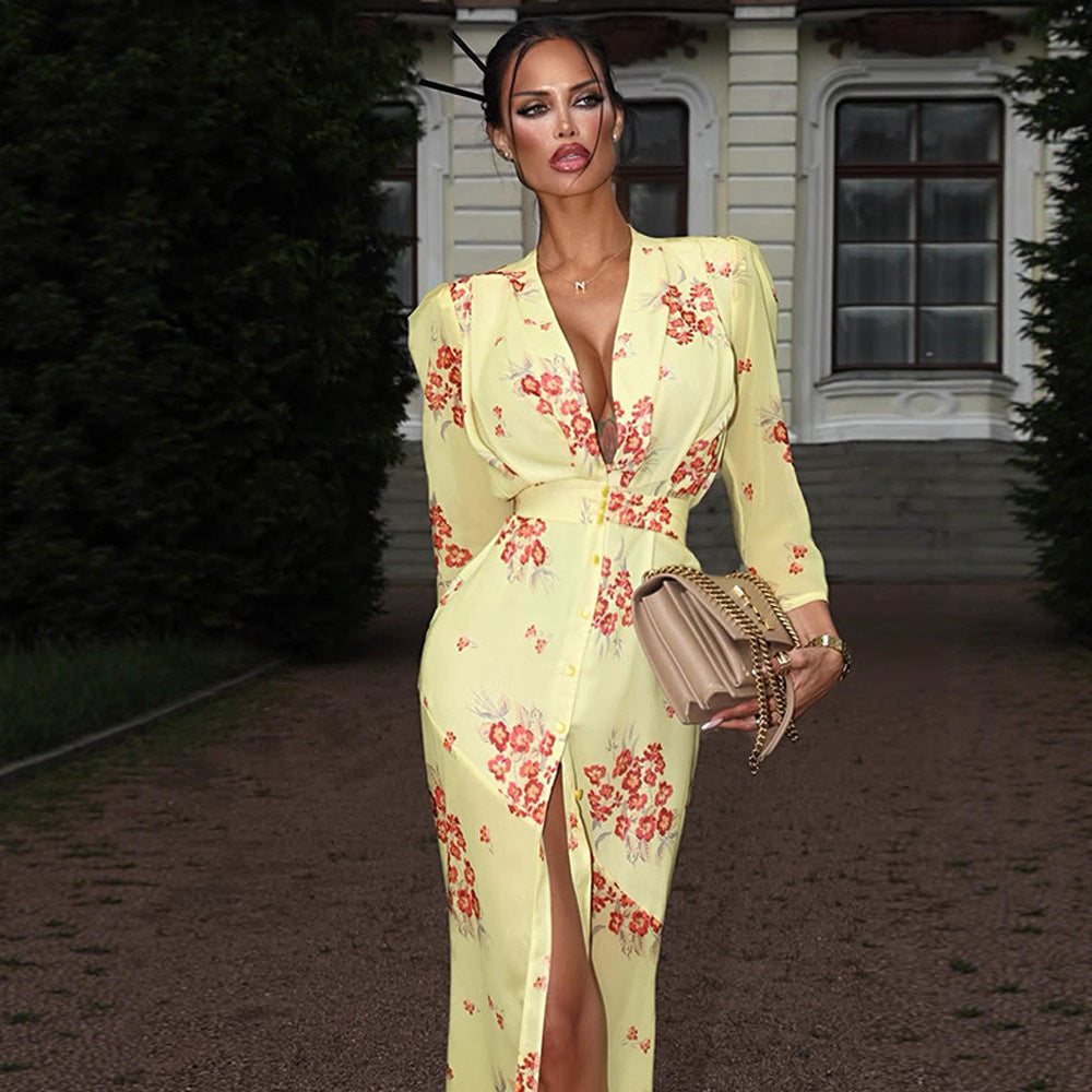 Women's maxi dress with deep V-neckline, tailored corset and high leg slit Mune Fashion