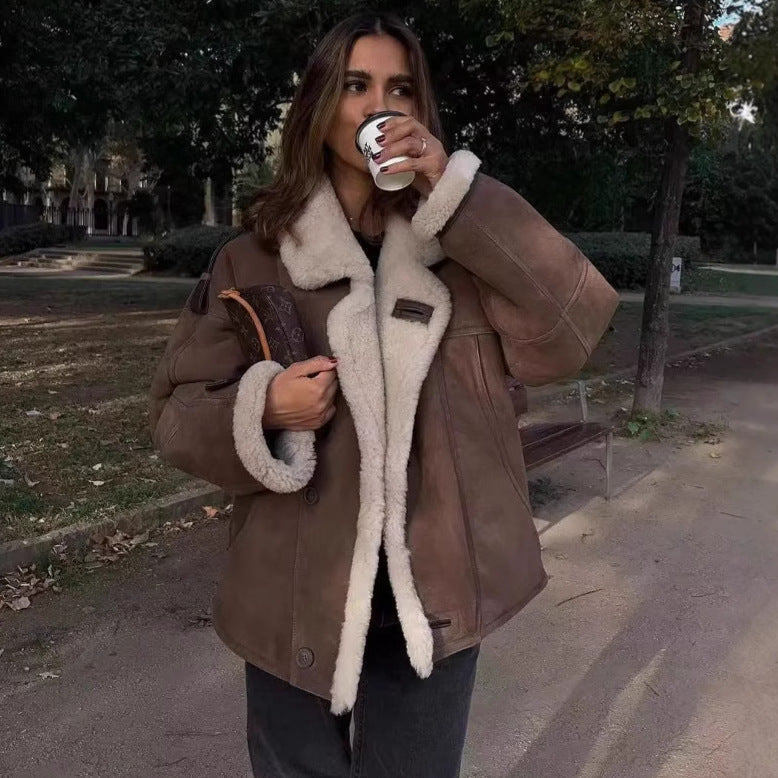 Women's short aviator jacket in aviator look with teddy lining, large shawl collar and adjustable cuffs Mune Fashion