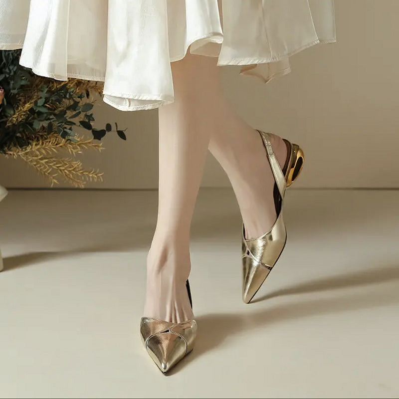 Women's slingback ballerina in patent leather with pointed toe and sculptural heel Mune Fashion