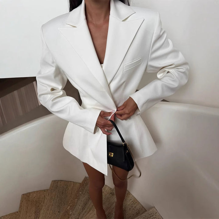 Women Tailored Blazer Coat with Sculptural Shoulder Area and Extended Cropped Silhouette Mune Fashion