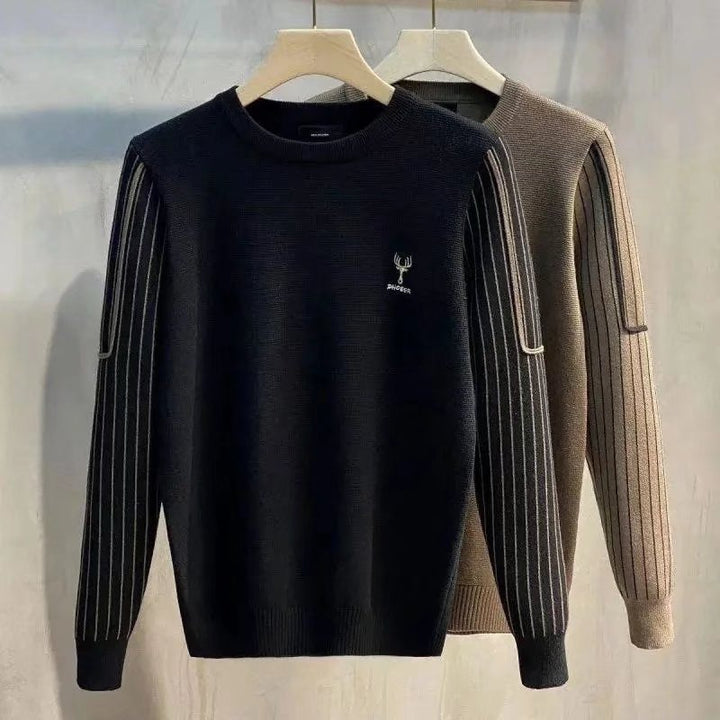Men's sweater with striped ribbed sleeves and embroidered deer logo Mune Fashion