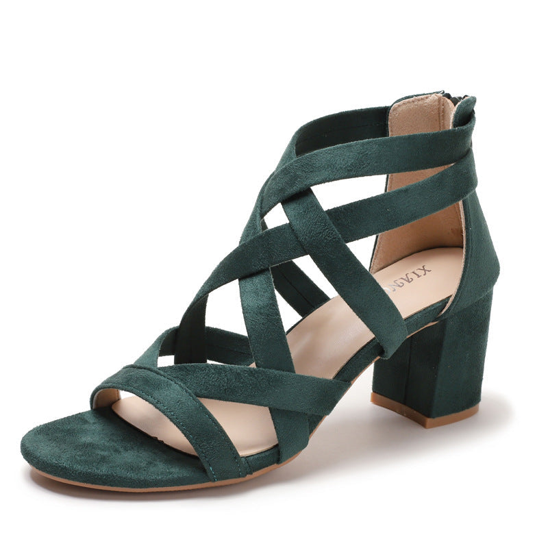 Women's sandals with stylish crossover strap and comfortable block heel Mune Fashion