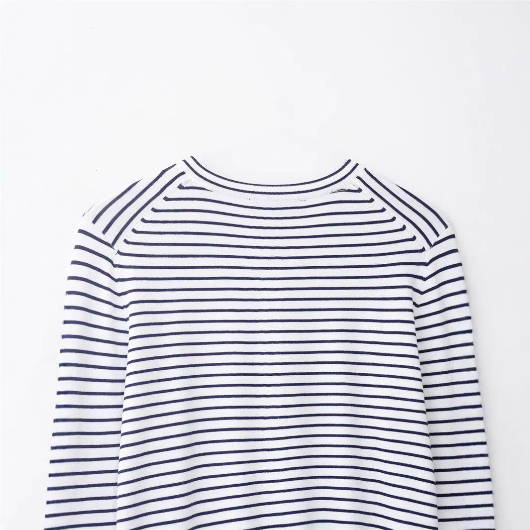 Women's fine knit cardigan with nautical striped pattern, round neckline and mother-of-pearl button placket Mune Fashion