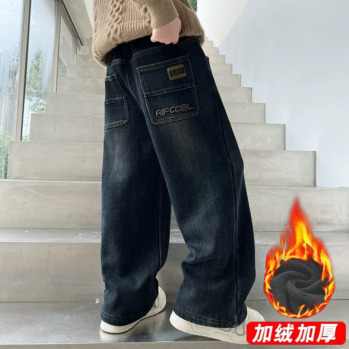 Unisex casual wide-cut jeans with practical side pockets Mune Fashion