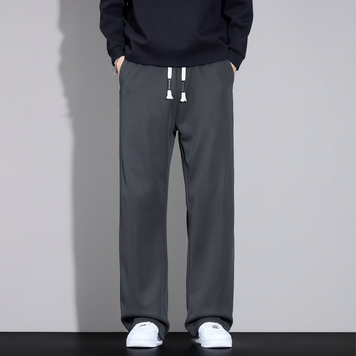 Men's Wide Relaxed Jogging Pants with Drawstring and Straight Leg Mune Fashion