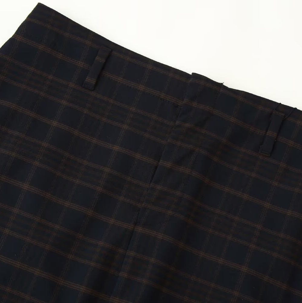 Women's high-waisted pencil skirt with center pleat and belt loops Mune Fashion