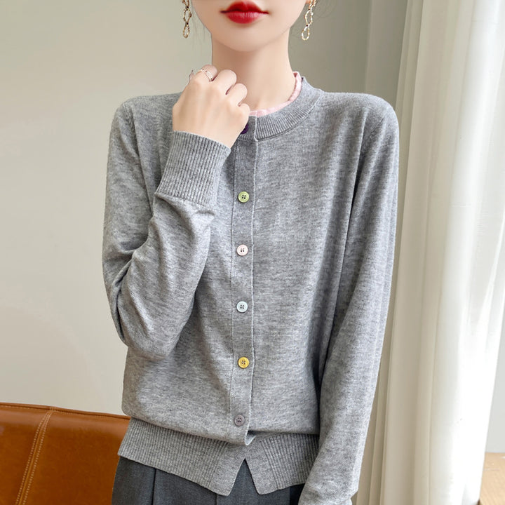 Women's Lightweight Fine Knit Cardigan with Round Neckline and Colorful Buttons Mune Fashion