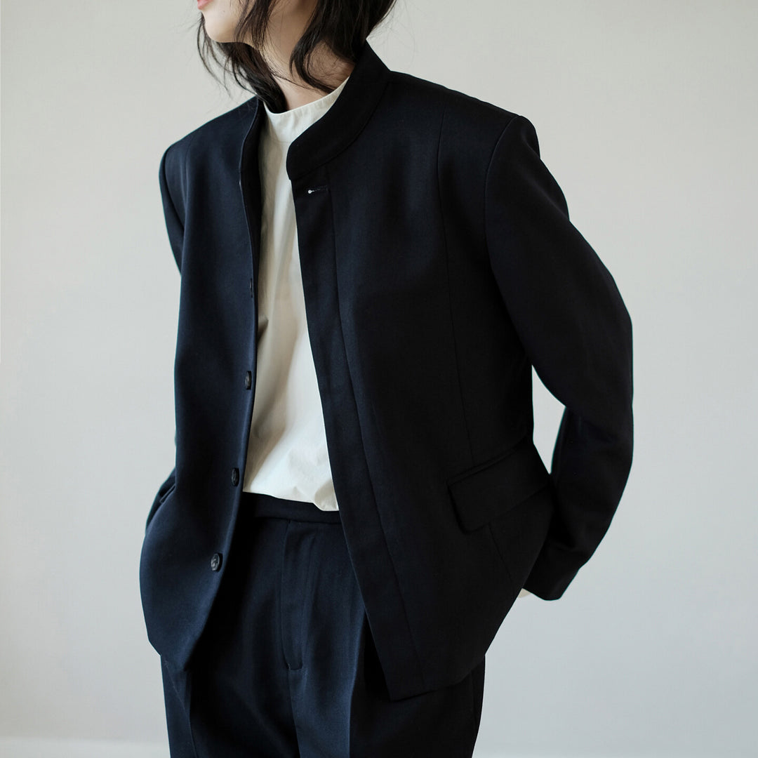 Women Fashionable Blazer Jacket Mune Fashion