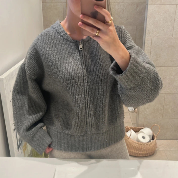 Women's Oversize ribbed short pullover with half zip and dropped shoulder Mune Fashion