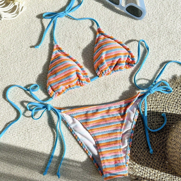 Women's bikini model with playful striped pattern Mune Fashion