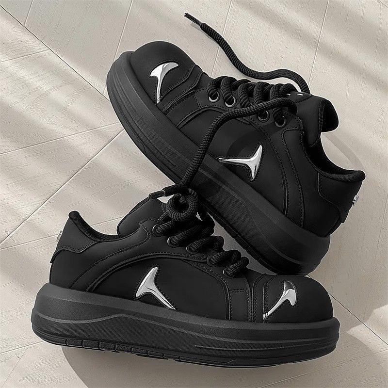 Women's sporty sneakers with shock-absorbing sole and modern design Mune Fashion