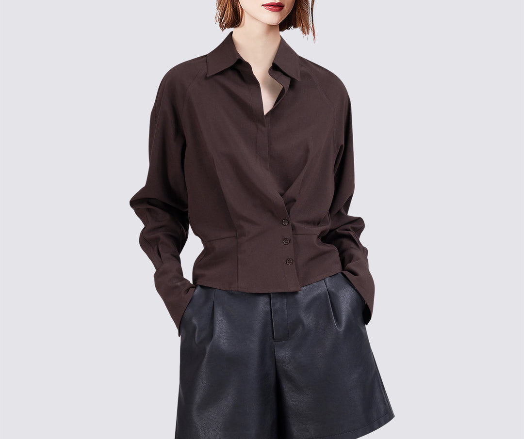 Women Elegant Blouse with Innovative Cut Mune Fashion