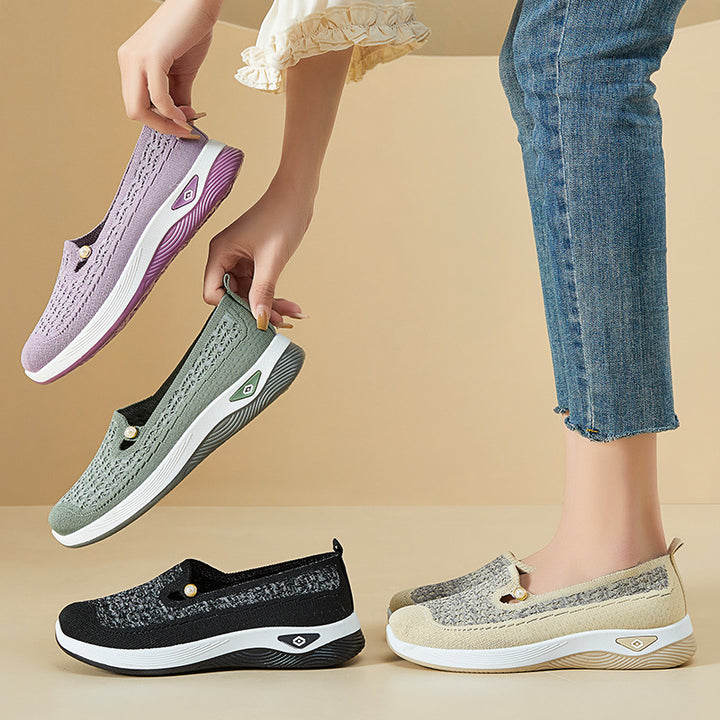 Women's breathable knitted slip-on slippers with pearl application and cushioning EVA sole Mune Fashion