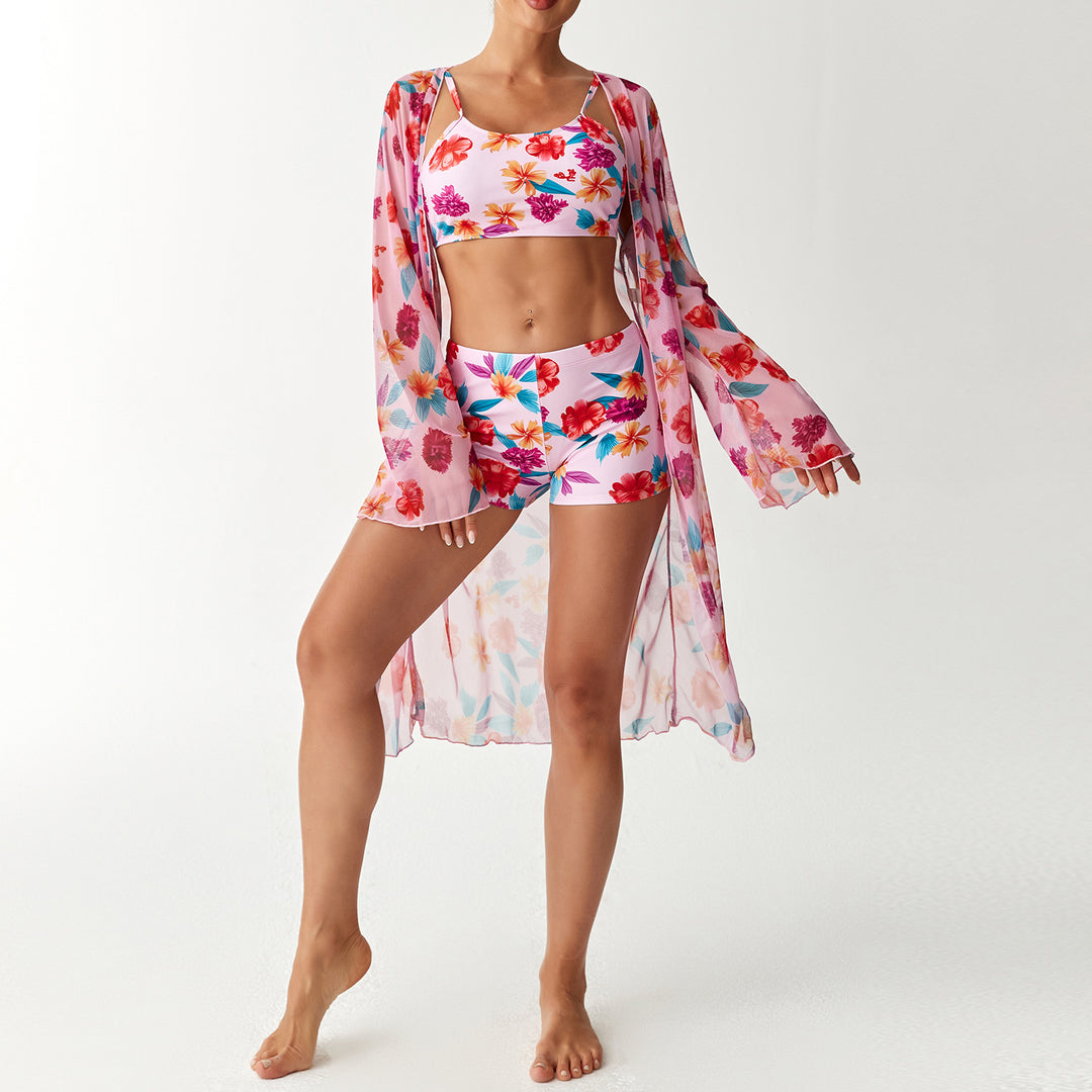 Women's bikini set with elegant crop top and translucent beach kimono Mune Fashion