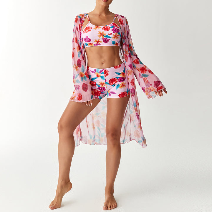 Women's bikini set with elegant crop top and translucent beach kimono Mune Fashion