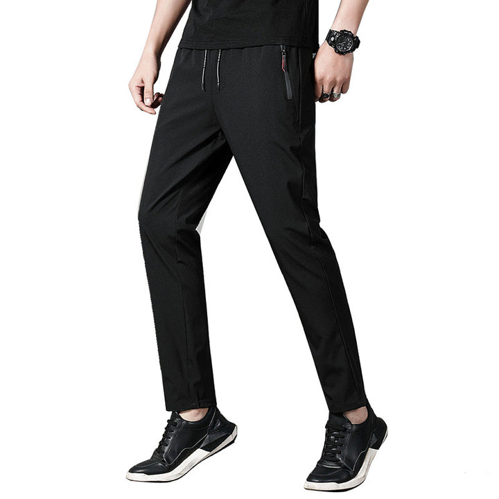 Men's narrow-fitting tech chino joggers with elastic drawstring waistband, concealed zip pockets, and pre-shaped knees Mune Fashion