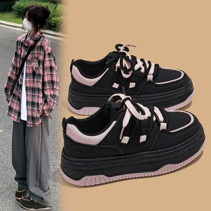 Women's platform sneaker in retro chunky look with two-tone EVA sole layering and padded comfort collar Mune Fashion