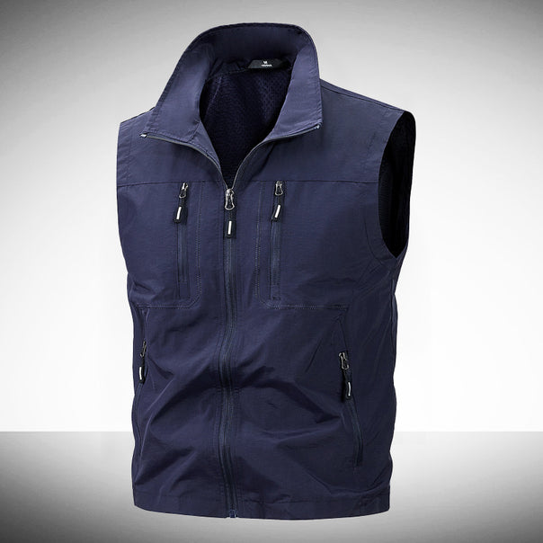 Men's Lightweight Outdoor Vest with Practical Pockets Mune Fashion