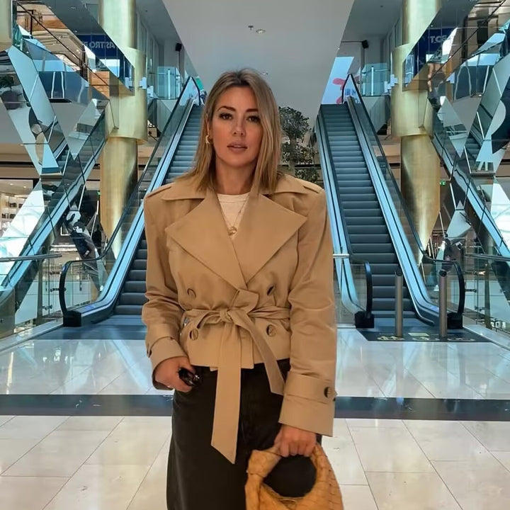 Women nan short-cut trench coat with wide lapel, double-breasted button placket and bow belt Mune Fashion