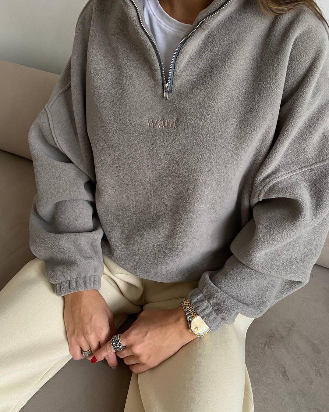 Ladies Fleece Half-Zip Sweatshirt oversized with stand-up collar, kangaroo pocket look and elastic cuffs Mune Fashion