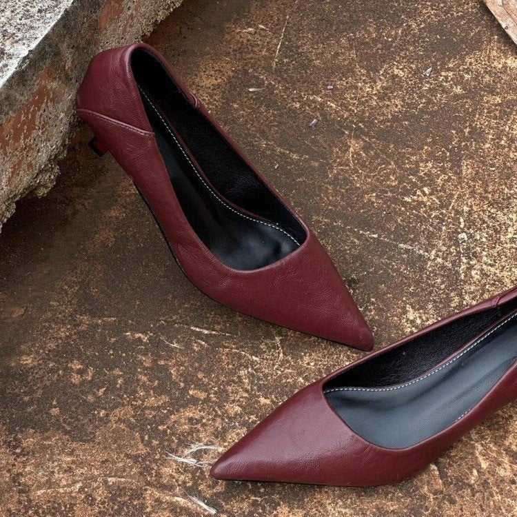 Women's minimalist pointed toe leather look pumps with ergonomic low heel Mune Fashion