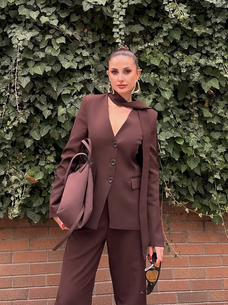 Women's Elegant Tailored Blazer-Pants Set with Integrated Scarf and V-Neck Mune Fashion