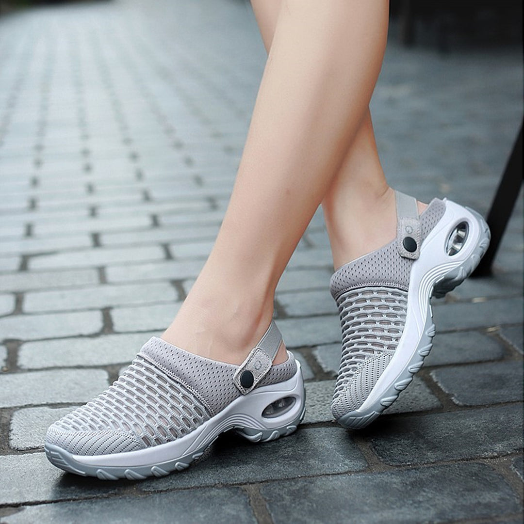 Ladies' breathable mesh clogs with air-cushioned sole and adjustable heel strap Mune Fashion